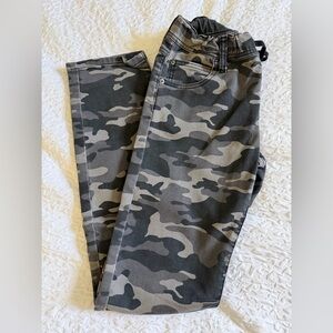 GAP Kids Pull-on Denim Camo Pants, Boys XXL (14-16)